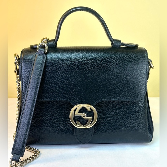 Gucci Handbags - Gucci Interlocking G grained calfskin gold HDW top handle detachable strap COA